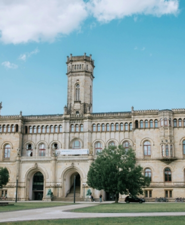 1e59a96b-fe2c-4b58-aa52-a56ac1cd2a2e